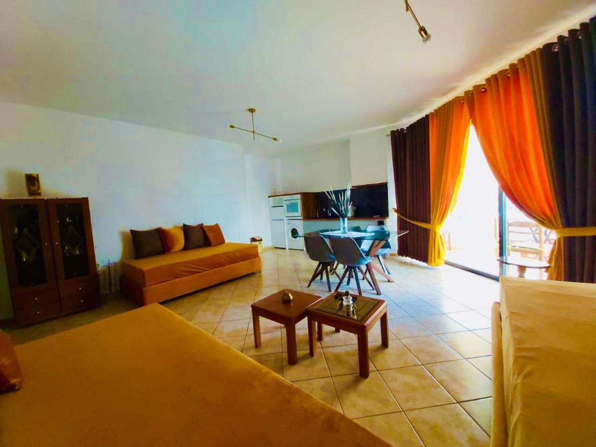 Flora Apartments Sarandë 外观 照片