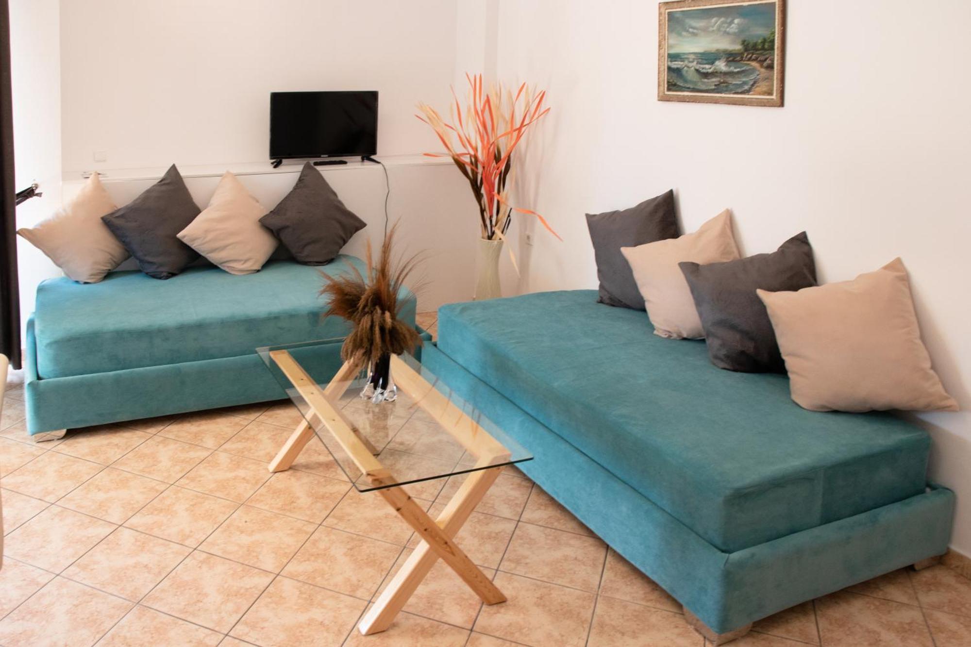 Flora Apartments Sarandë 外观 照片