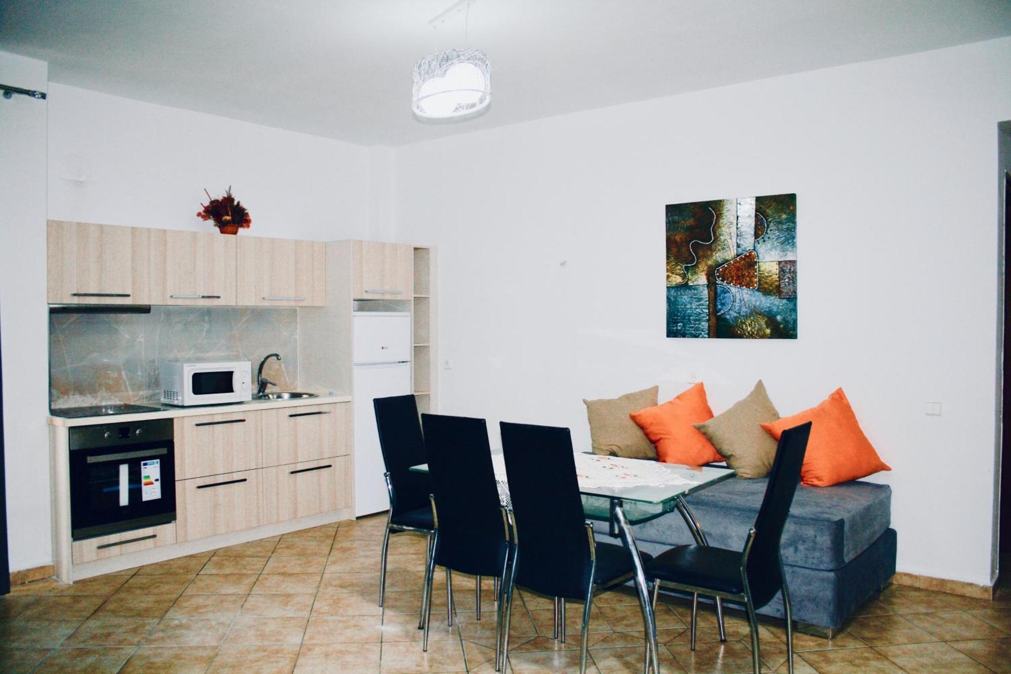 Flora Apartments Sarandë 外观 照片