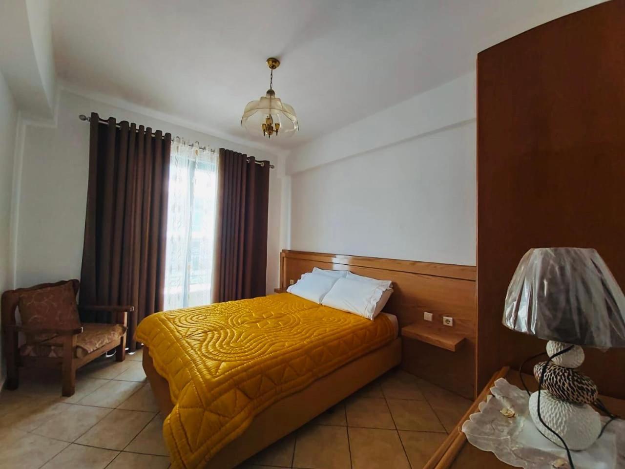 Flora Apartments Sarandë 外观 照片