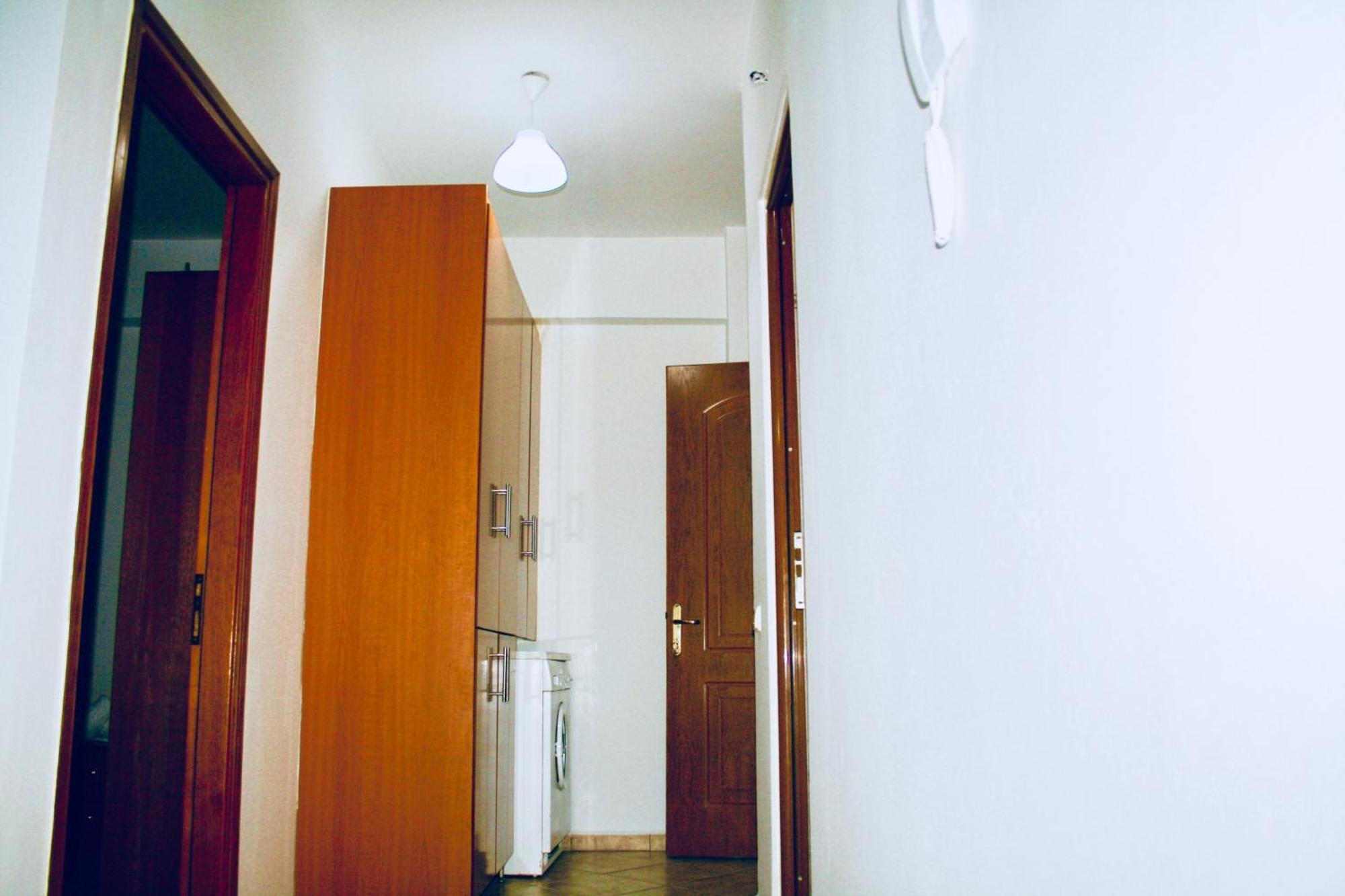 Flora Apartments Sarandë 外观 照片