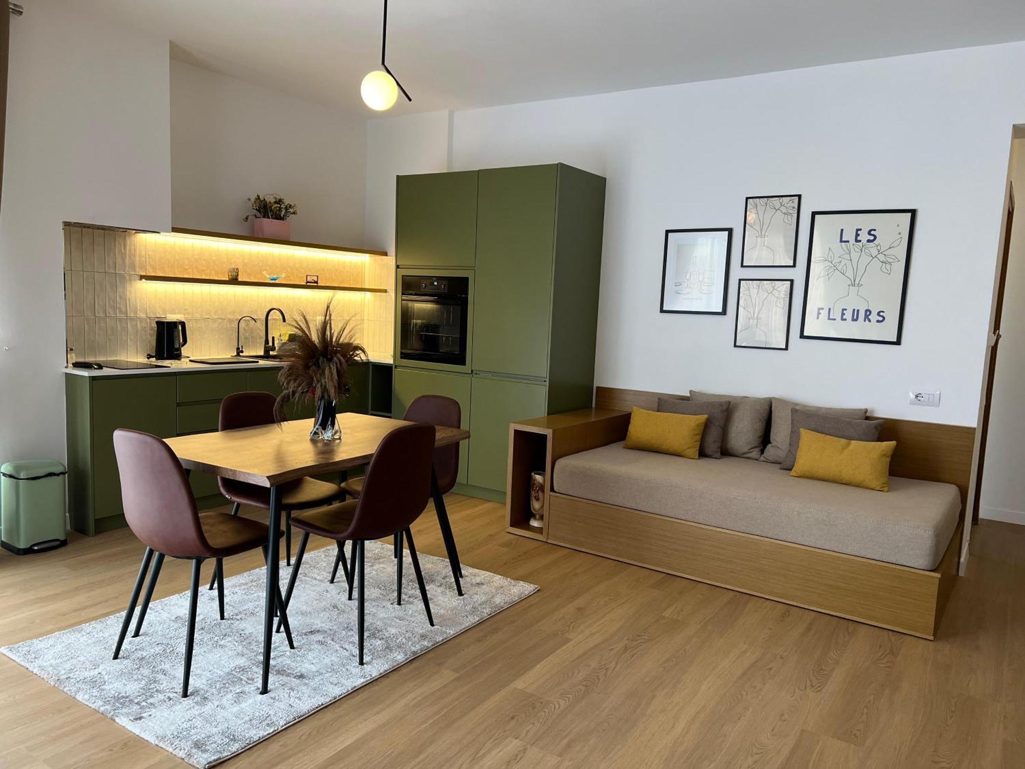 Flora Apartments Sarandë 外观 照片