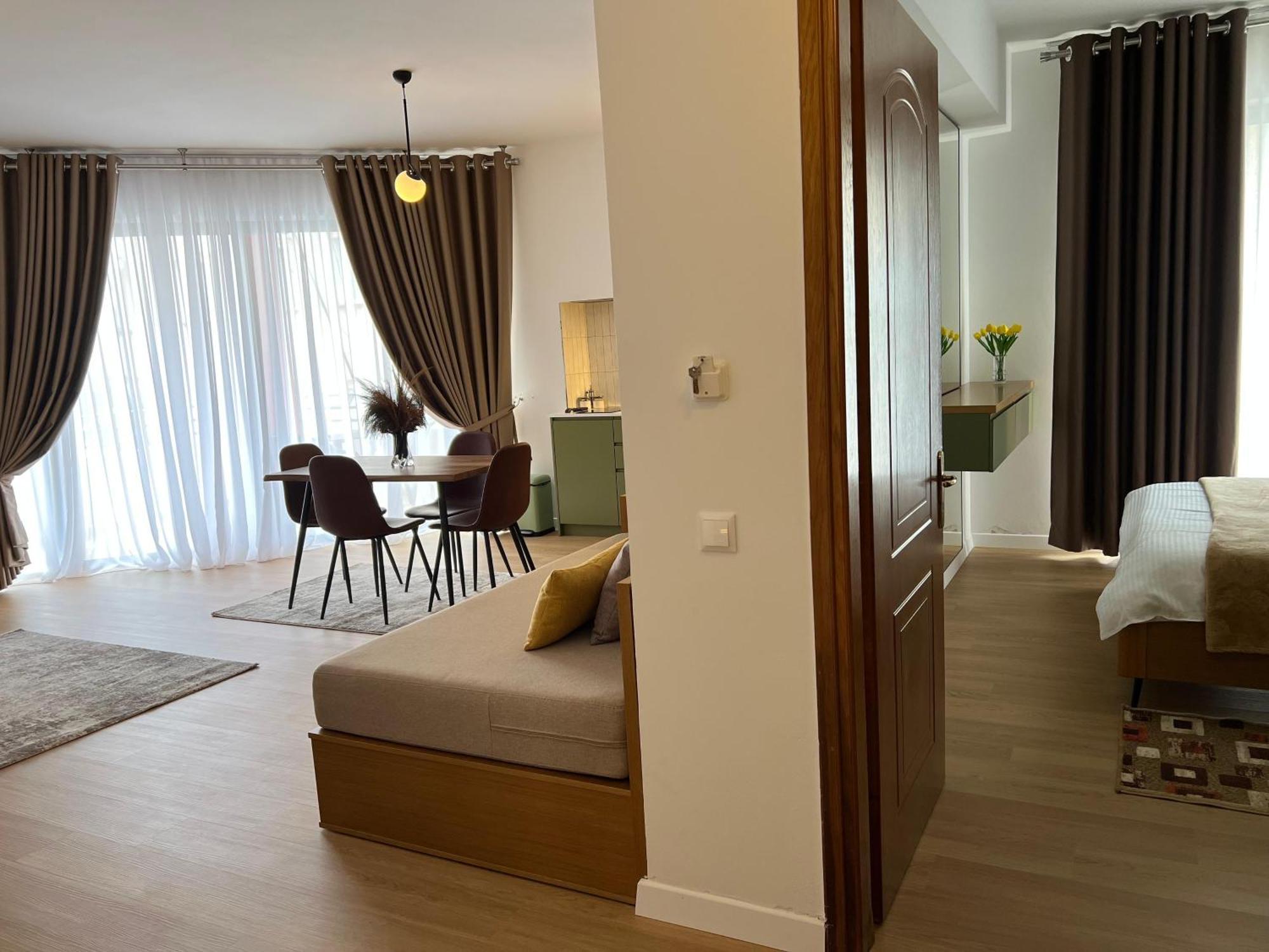 Flora Apartments Sarandë 外观 照片