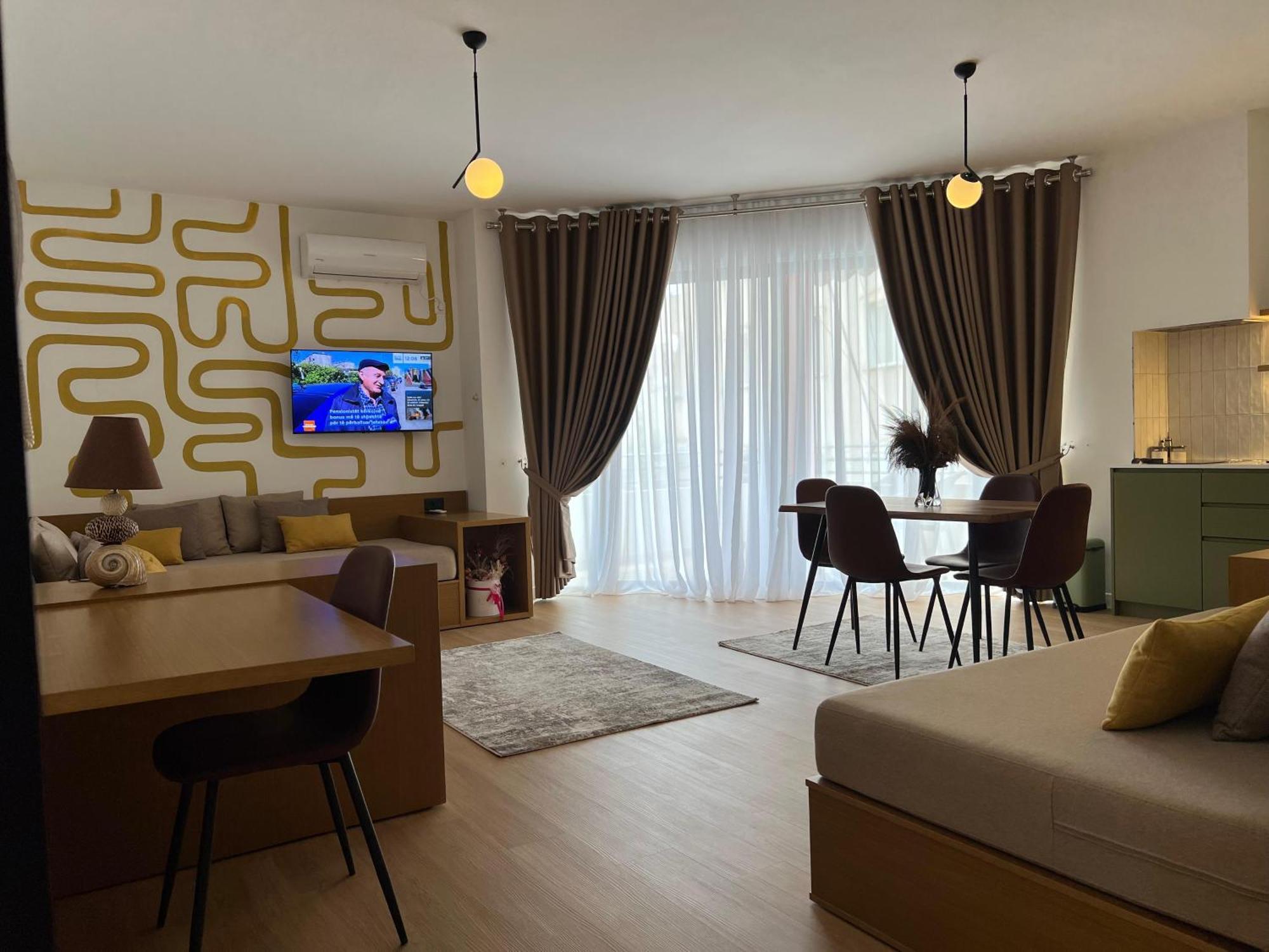 Flora Apartments Sarandë 外观 照片