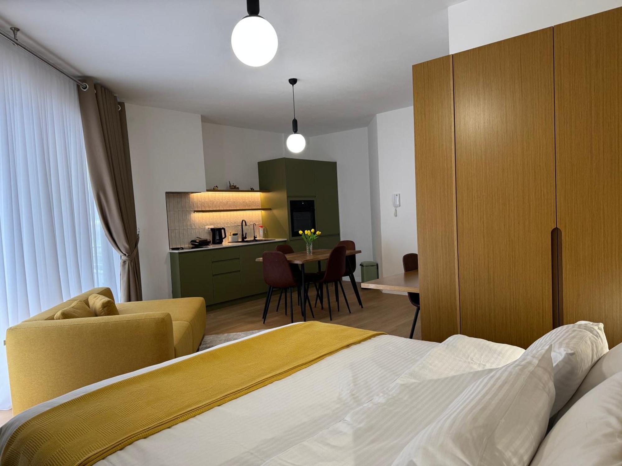 Flora Apartments Sarandë 外观 照片